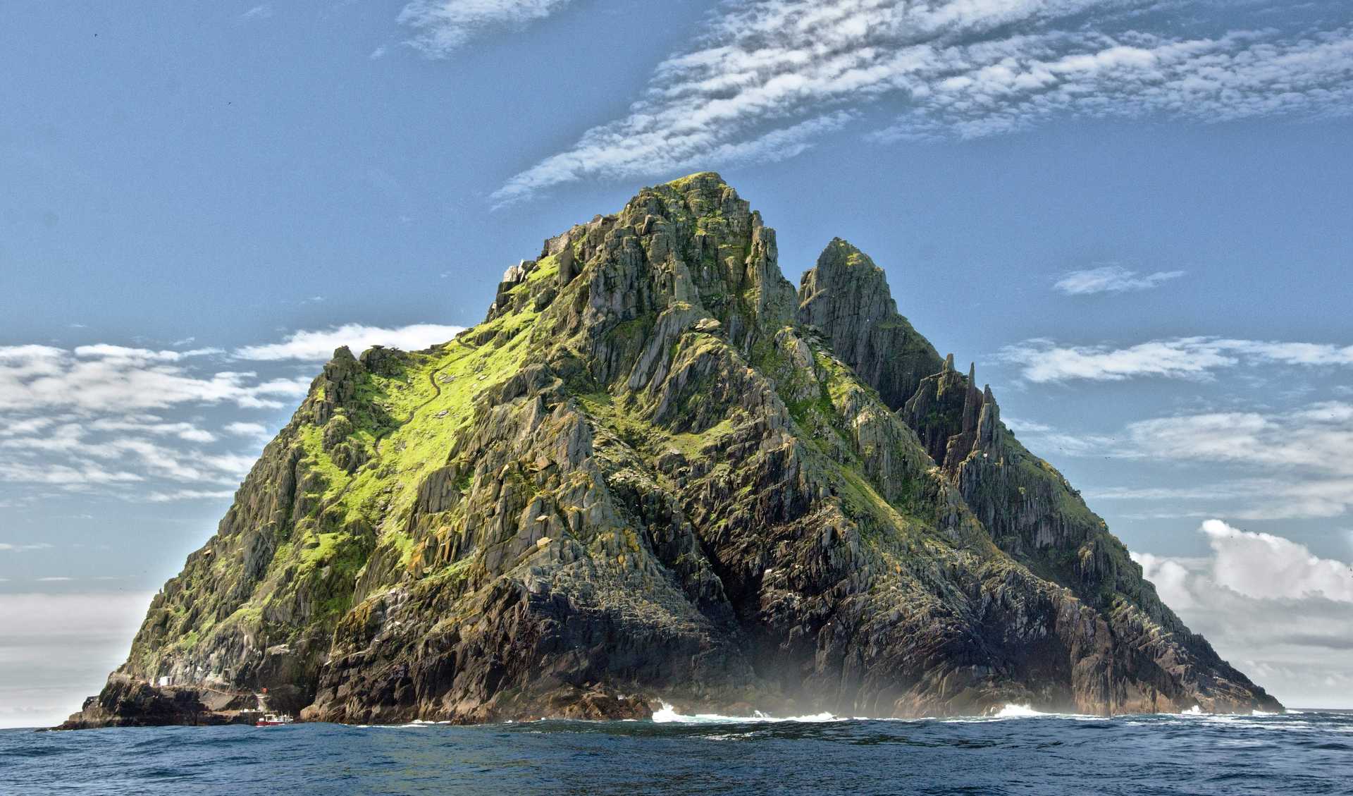 Amplify Lambda Functions with Triggers in Go - Featured image